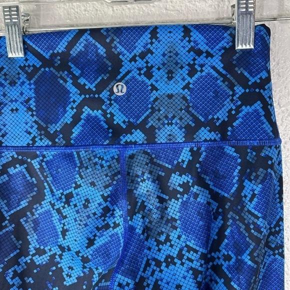Lululemon High Times PantMini Ziggy Snake Pipe Dream Blue Sapphire Blue SZ 4 - Picture 3 of 6